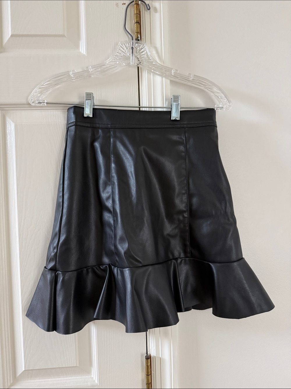 h&m divided black leather skirt